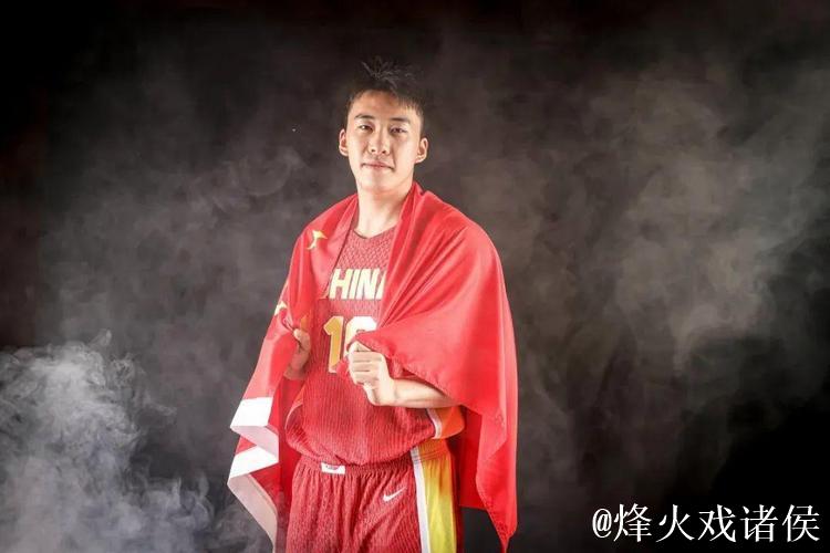 中国男篮新秀崭露头角 王俊杰：仍有诸多不足待改进