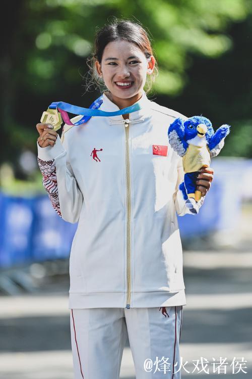 大运会综述：体操羽毛球圆满落幕 马秀针夺女子半马冠军